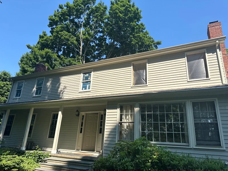 Andersen 400 Series Woodwright double hung windows with FIBREX exterior